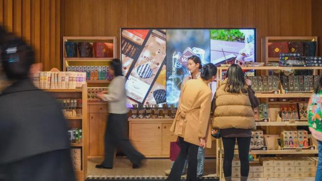 牌Sagrada Madre加速布局线下快闪店CQ9电子中国网站中式线香越来越火阿根廷香薰品(图5)